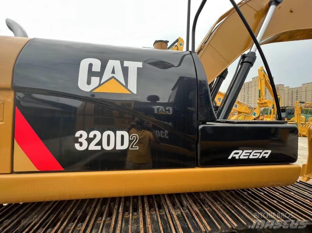 CAT 320 Vikšriniai ekskavatoriai