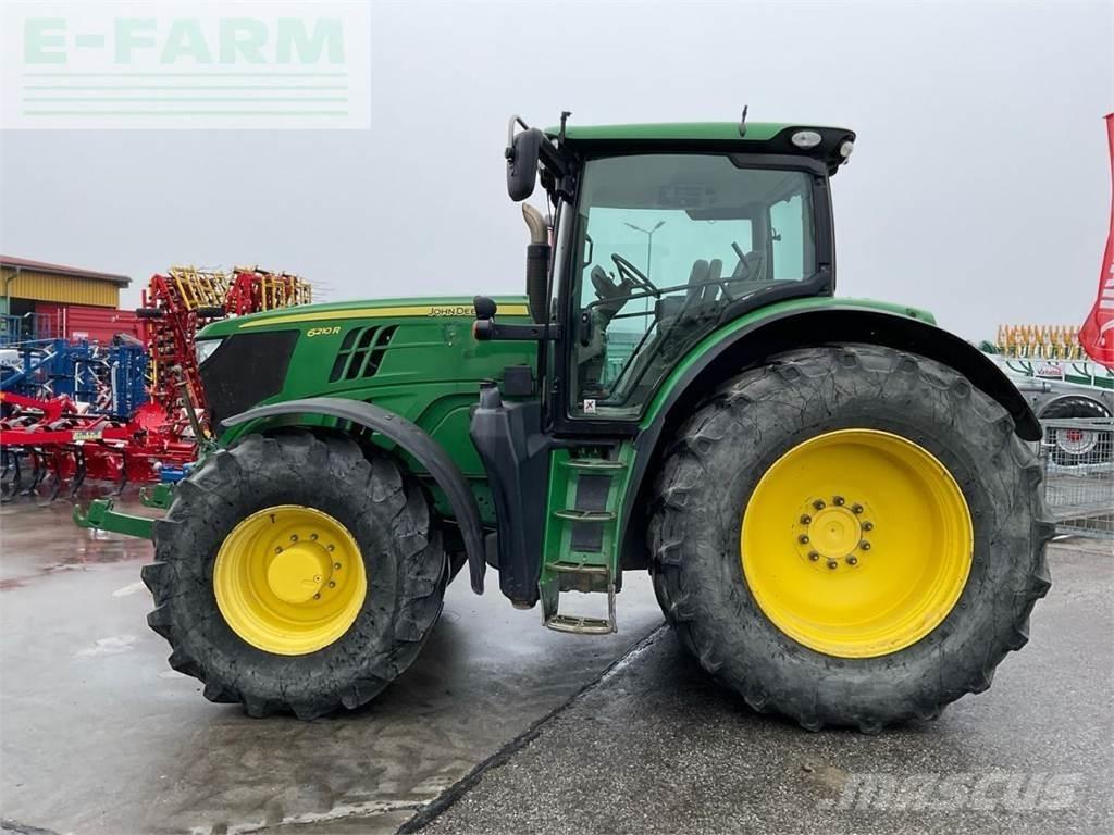 John Deere 6210R Traktoriai