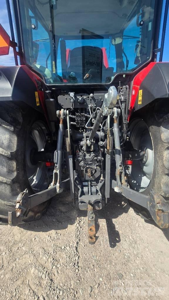 Massey Ferguson 5710 Traktoriai