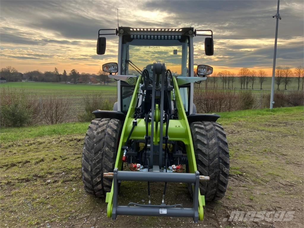 CLAAS Torion 530 Naudoti ratiniai krautuvai