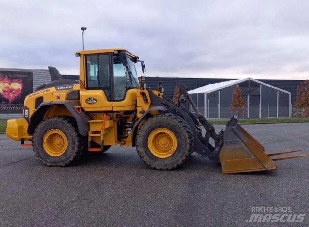 Volvo L 90 H Naudoti ratiniai krautuvai