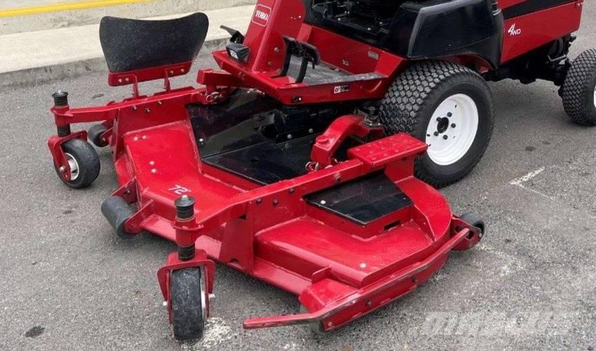 Toro 3280D Klippdäck Sodo traktoriukai-vejapjovės