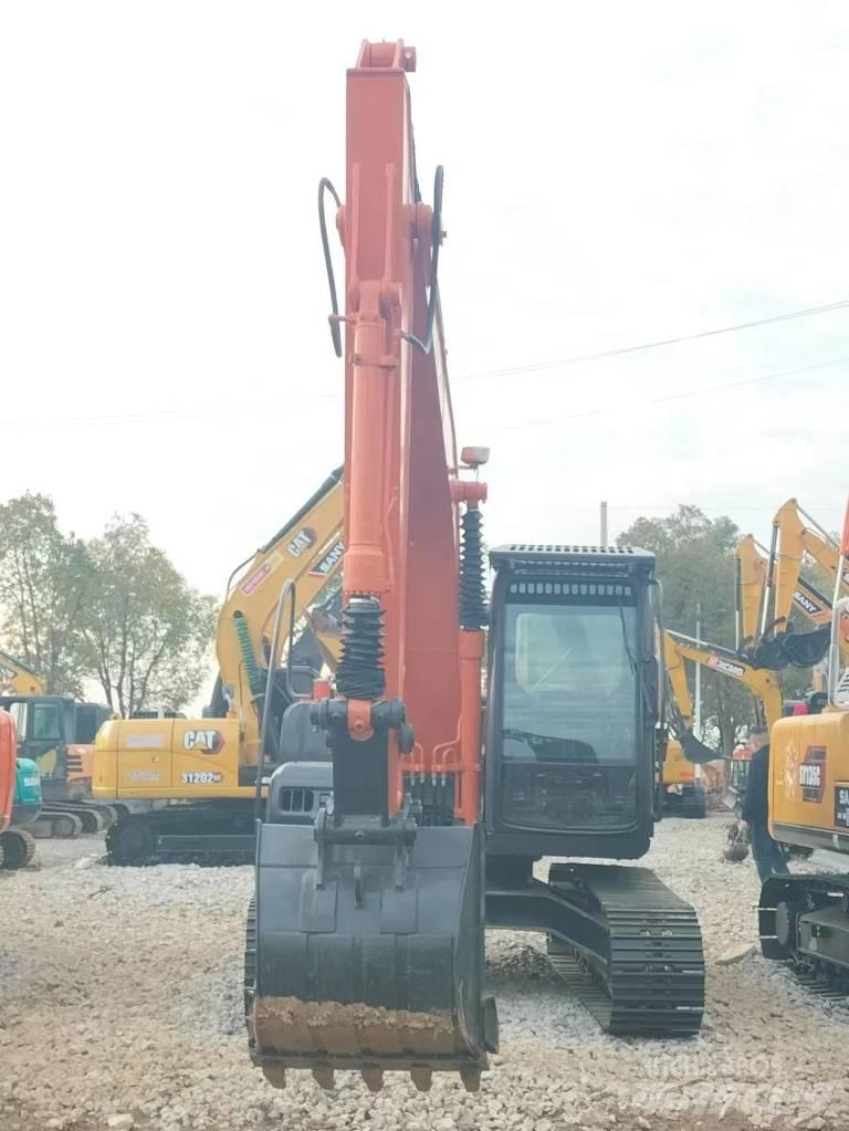 Hitachi ZX 120 Vikšriniai ekskavatoriai