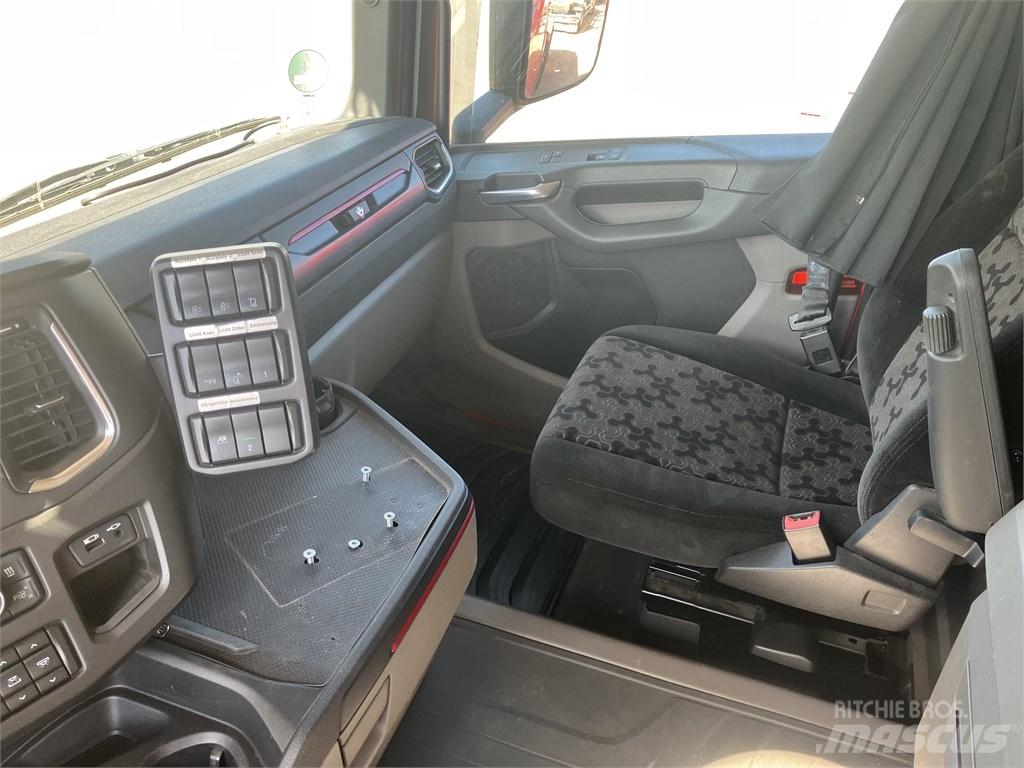 Scania R 590 Miškovežių vilkikai