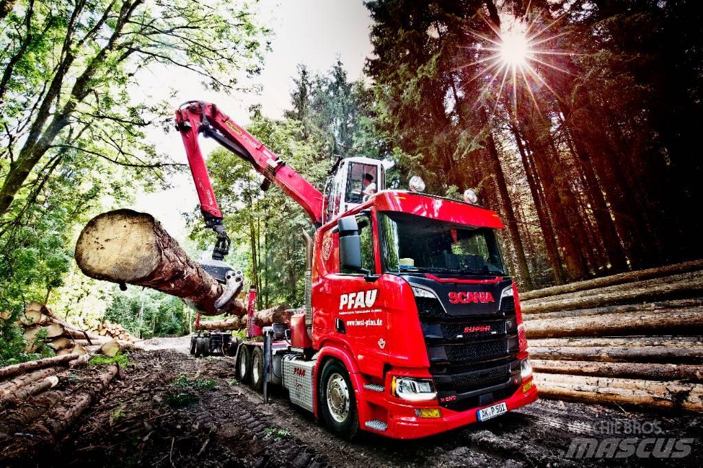 Scania R 590 Miškovežių vilkikai