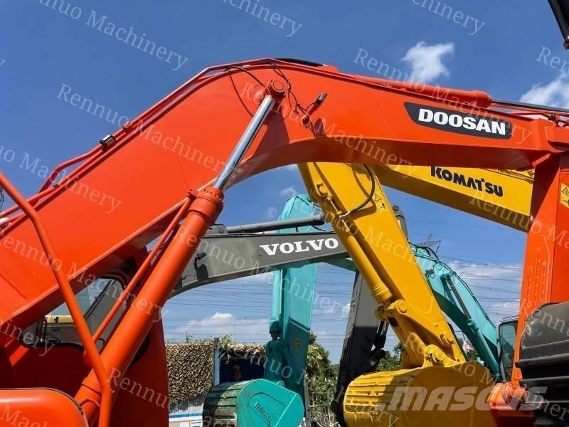 Doosan DH 300 LC-7 Vikšriniai ekskavatoriai