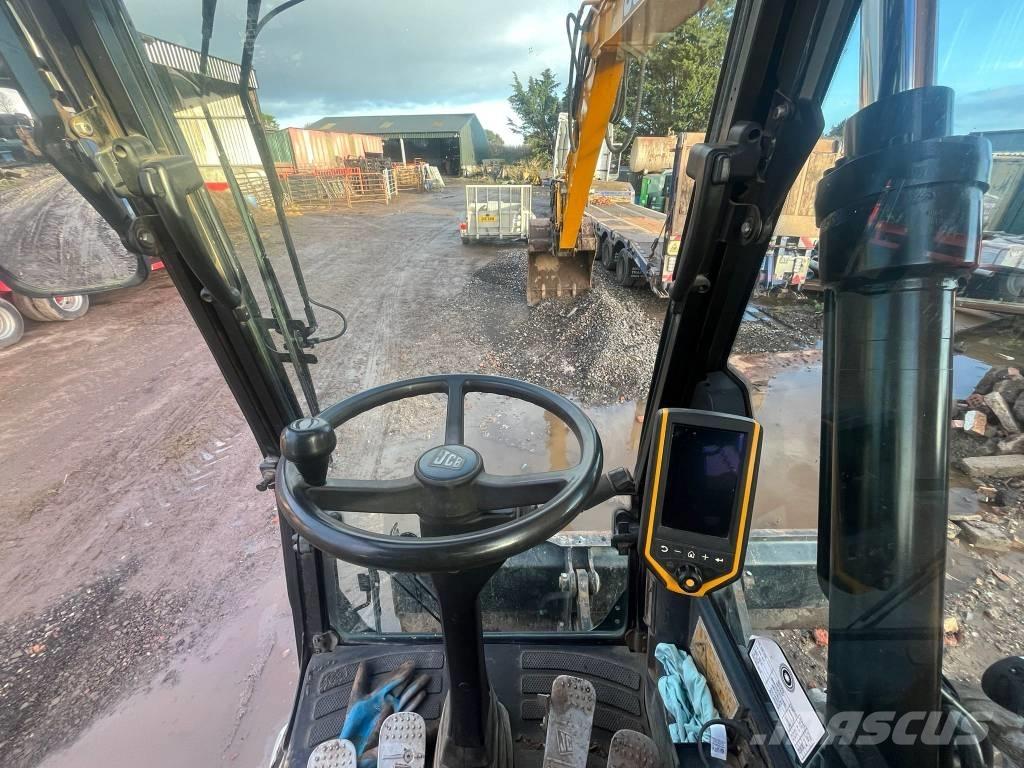 JCB JS 145 W Ratiniai ekskavatoriai