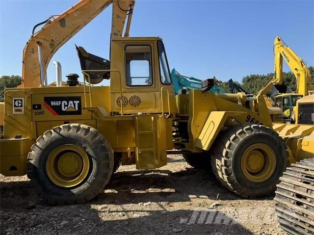 CAT 966 F Naudoti ratiniai krautuvai