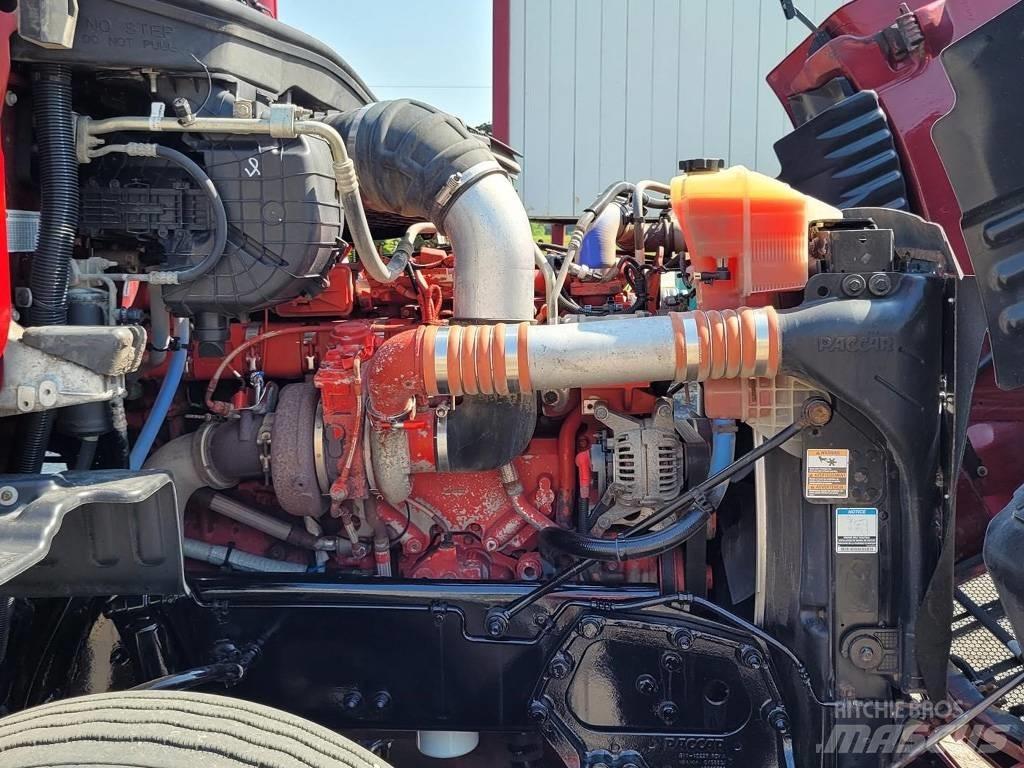 Peterbilt 579 Savivarčių priekabų vilkikai