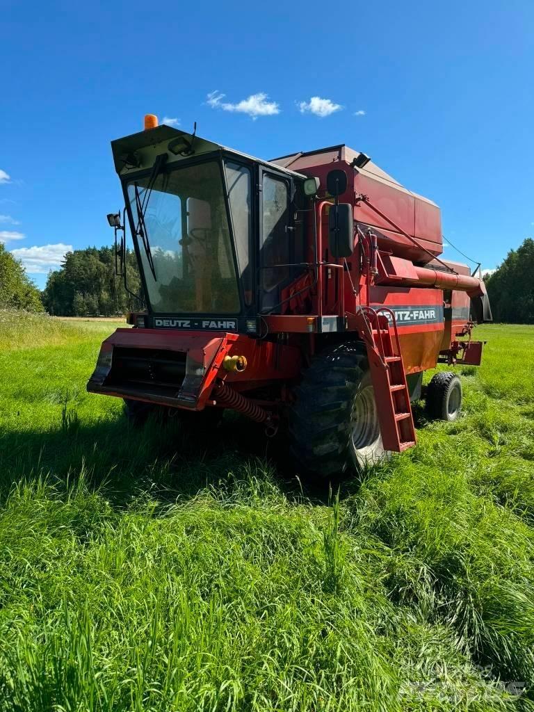 Deutz-Fahr M 2780 Derliaus nuėmimo kombainai