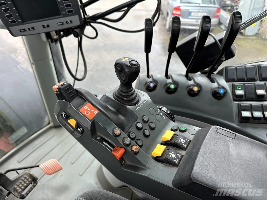 CLAAS Axion 810 CIS Traktoriai