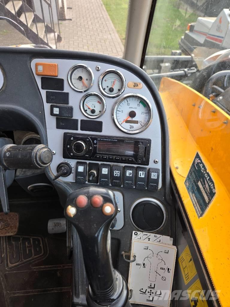 JCB 530 Teleskopiniai krautuvai