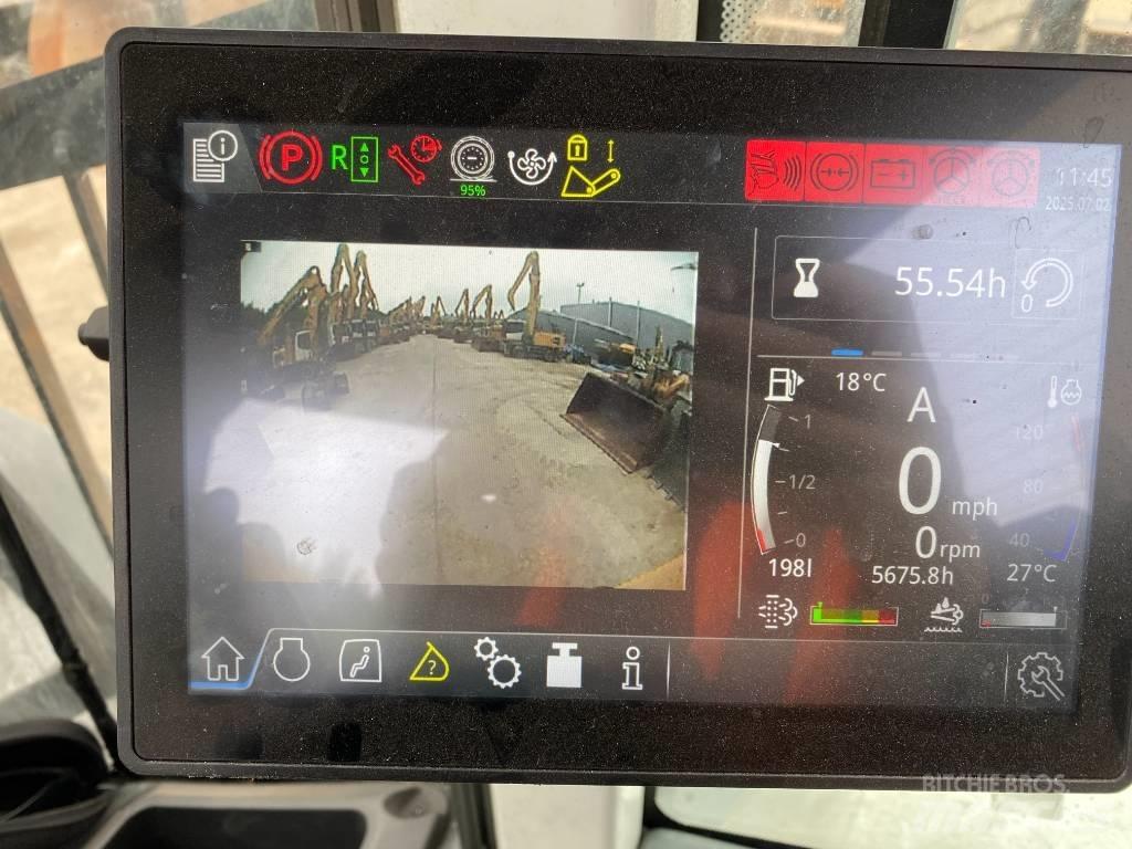 Liebherr L 556 Naudoti ratiniai krautuvai