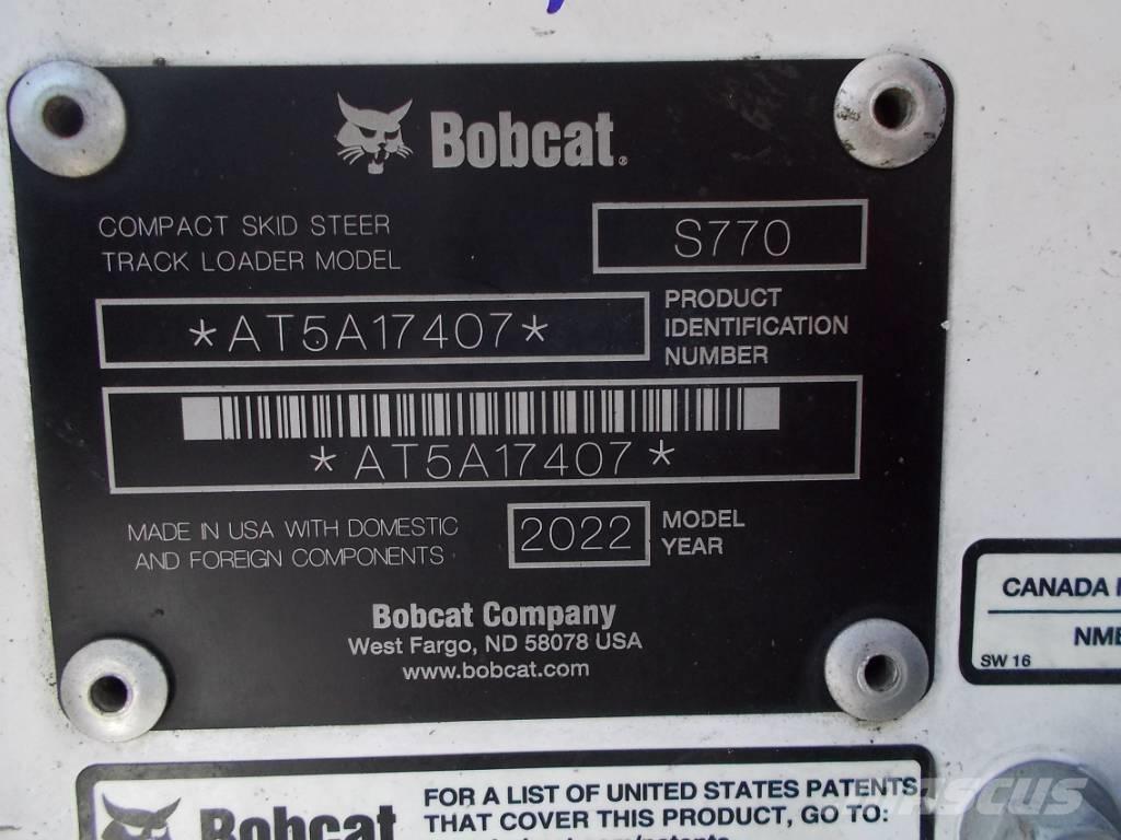 Bobcat S770 Krautuvai su šoniniu pasukimu