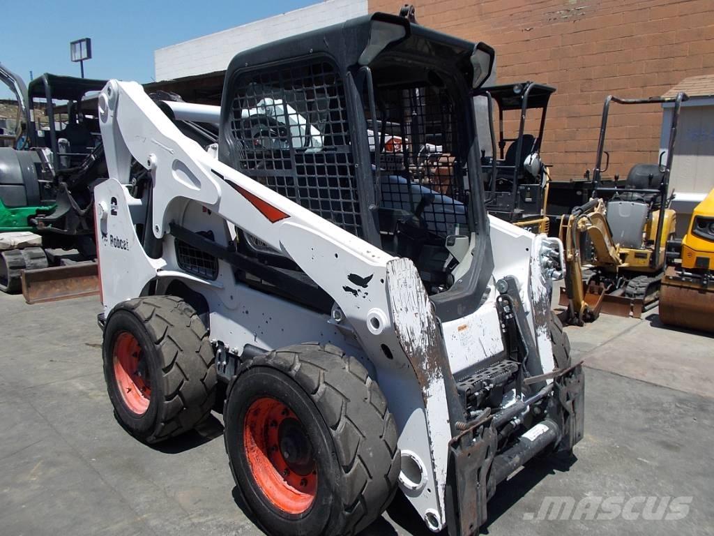Bobcat S770 Krautuvai su šoniniu pasukimu