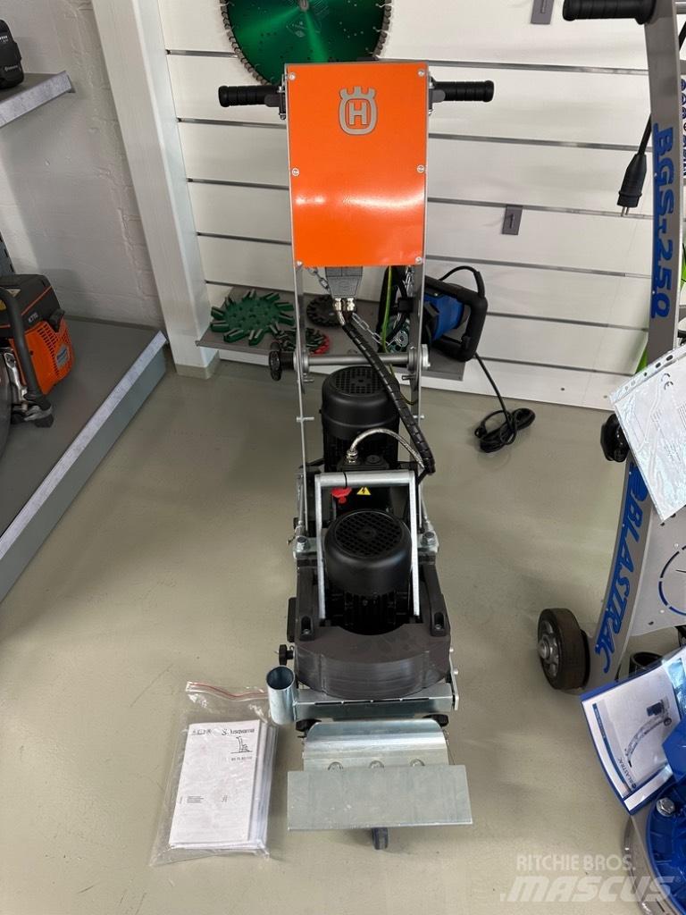 Husqvarna BS 75 Statyba - Kita