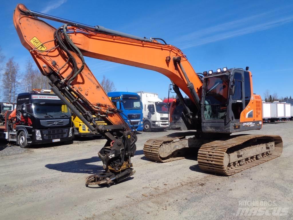 Doosan 235 LCR Vikšriniai ekskavatoriai