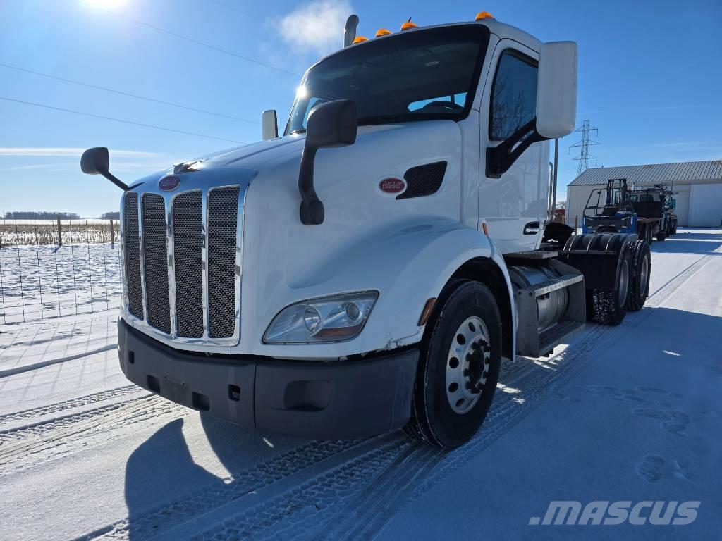 Peterbilt 579 Naudoti vilkikai