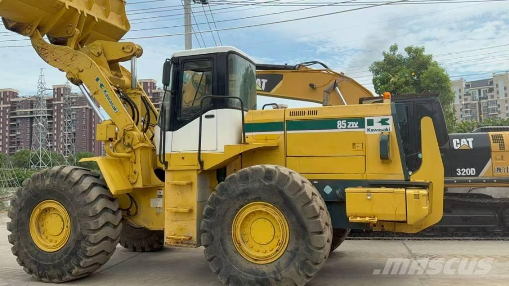Kawasaki 85 Z Naudoti ratiniai krautuvai