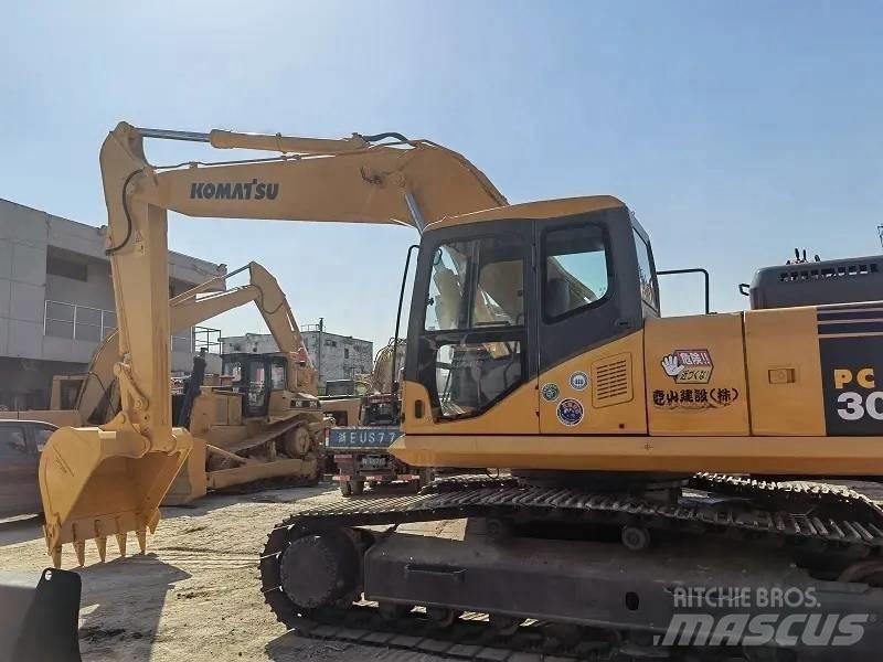 Komatsu PC 300 Vikšriniai ekskavatoriai