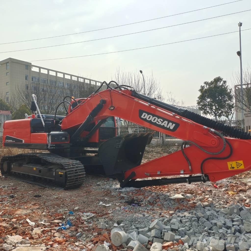 Doosan DX225LC-9C Vikšriniai ekskavatoriai