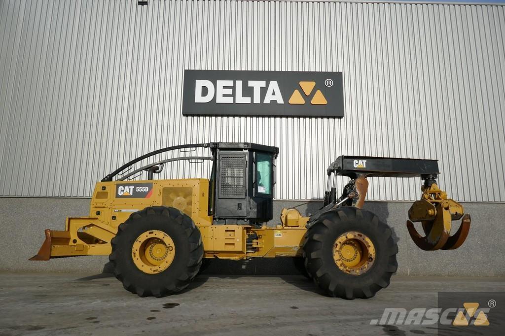 CAT 555D Skiedrovežiai