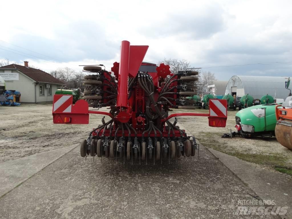 Horsch Pronto 4 DC Sėjamieji kombainai