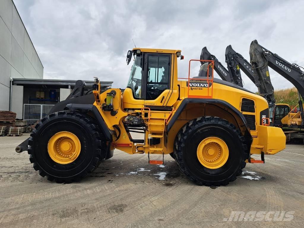 Volvo L 220 H Naudoti ratiniai krautuvai