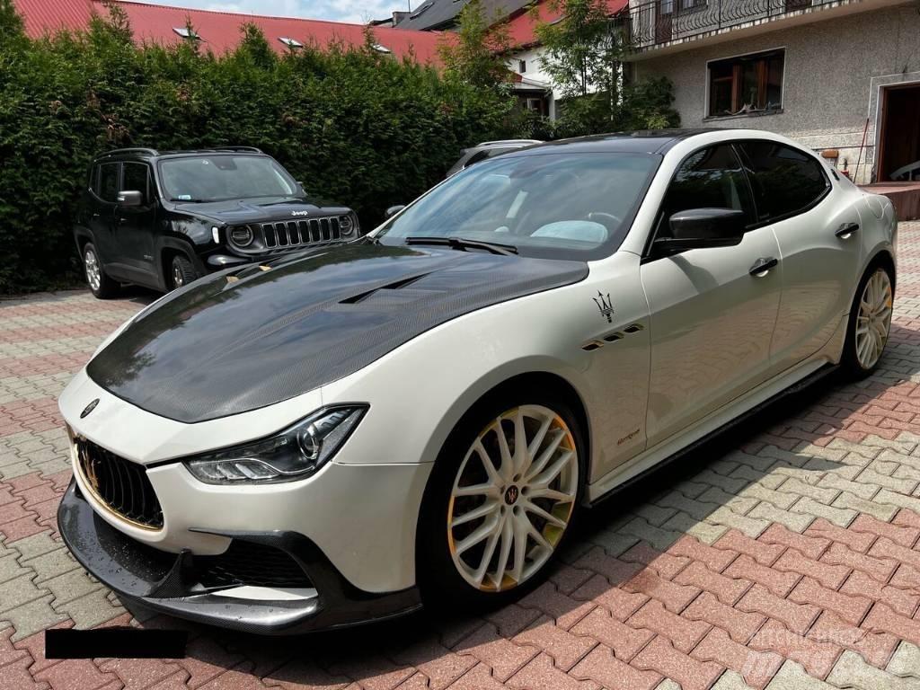 Maserati Ghilbi Lengvieji automobiliai