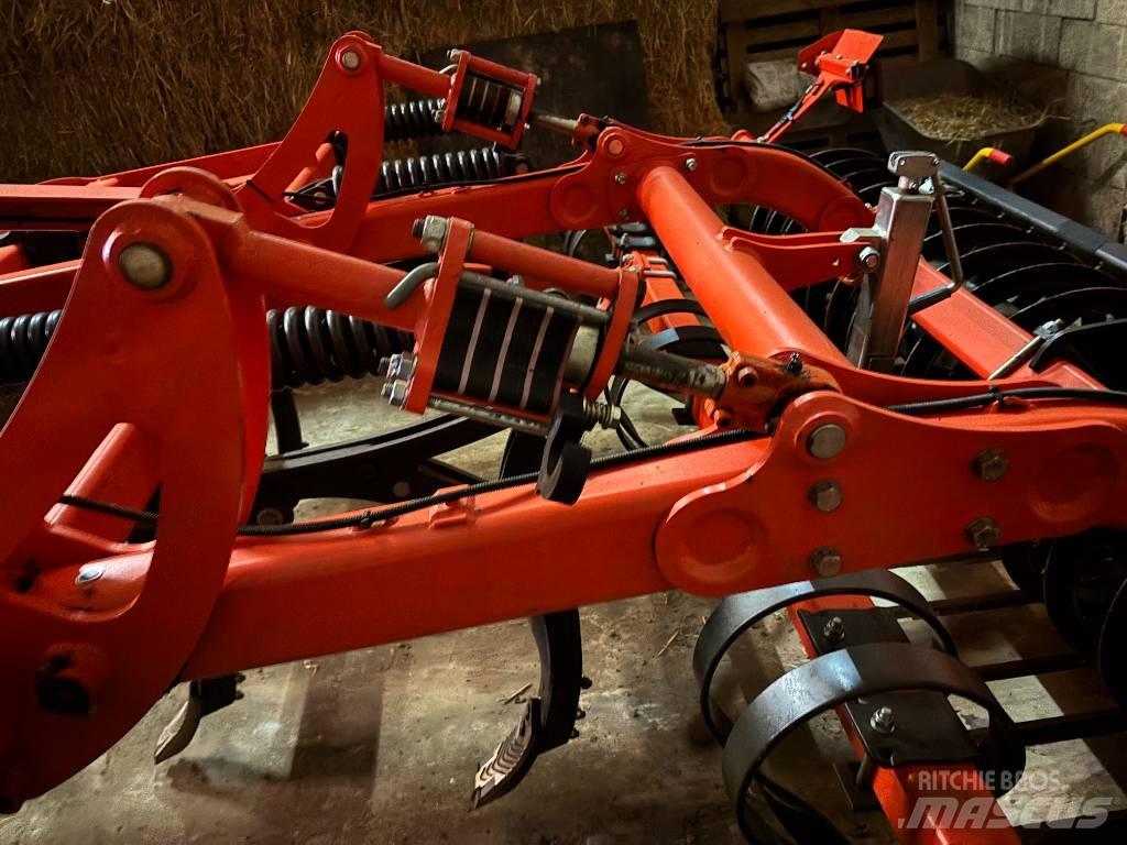 Kuhn Cultimer L 350 Akėčios