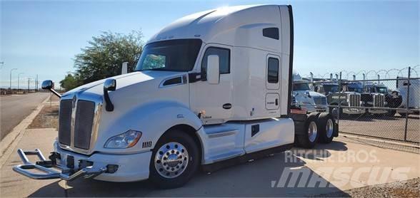 Kenworth T680 Naudoti vilkikai