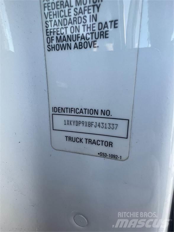 Kenworth T680 Naudoti vilkikai