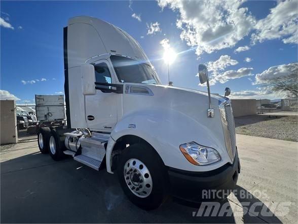 Kenworth T680 Naudoti vilkikai