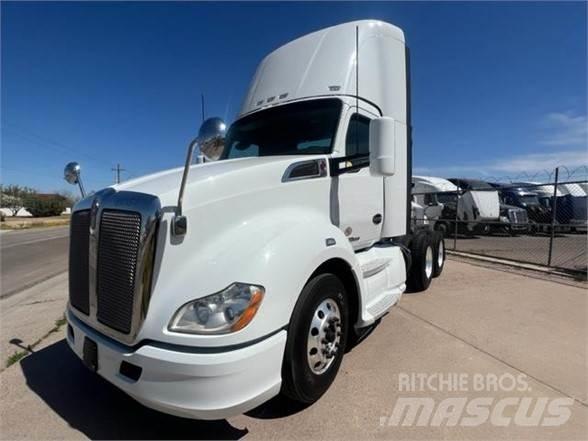 Kenworth T680 Naudoti vilkikai