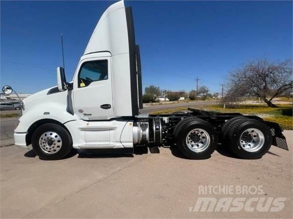 Kenworth T680 Naudoti vilkikai