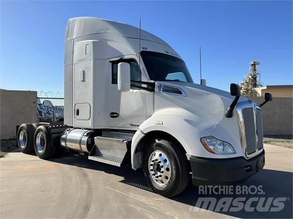 Kenworth T680 Naudoti vilkikai