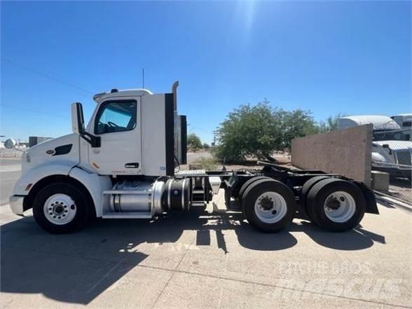 Peterbilt 579 Naudoti vilkikai