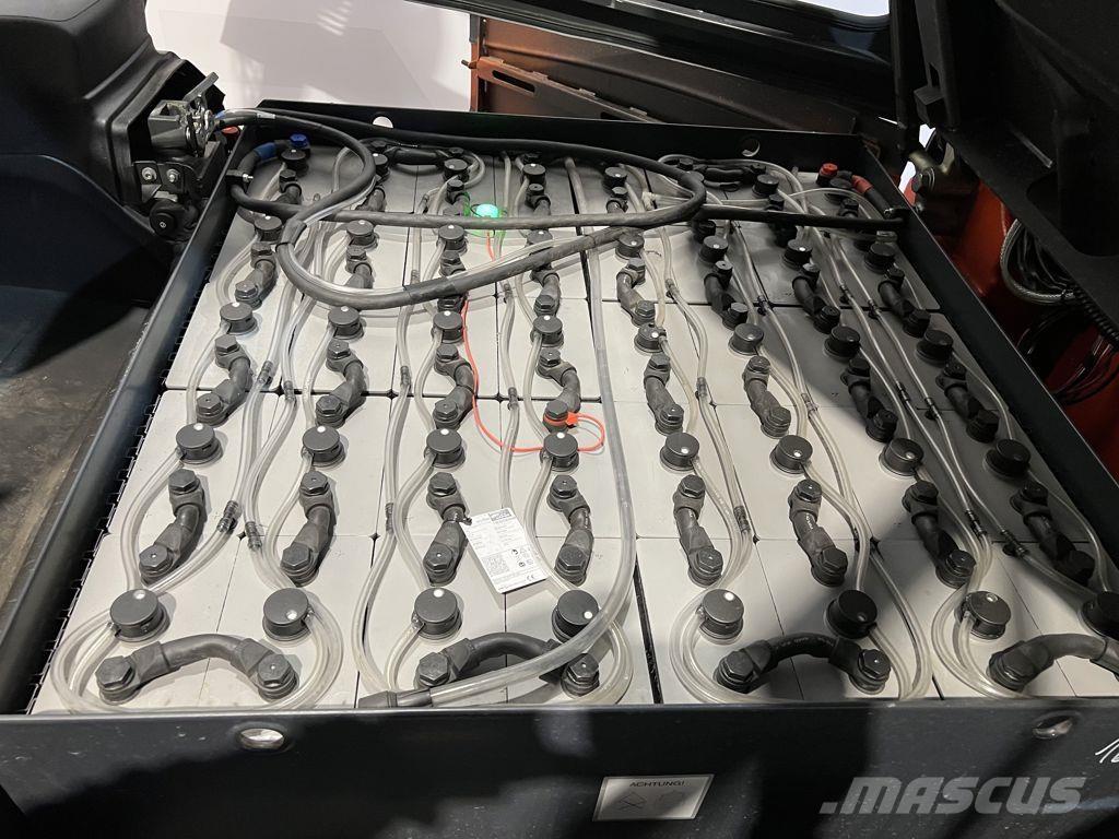 Linde E50HL-01 Elektriniai šakiniai krautuvai