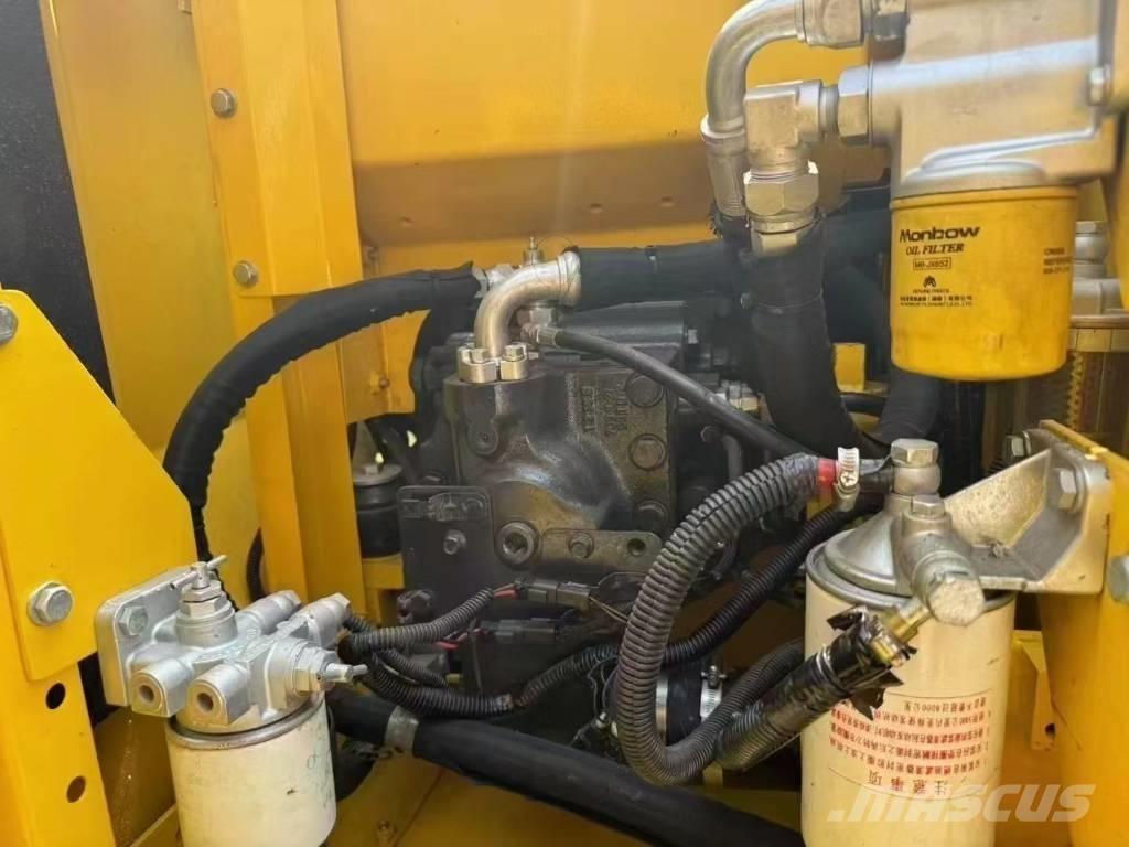 Komatsu PC 130 Vikšriniai ekskavatoriai