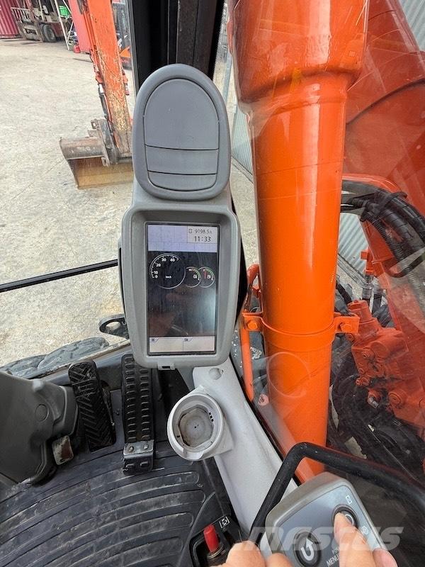 Hitachi ZX 140 W-5 Ratiniai ekskavatoriai