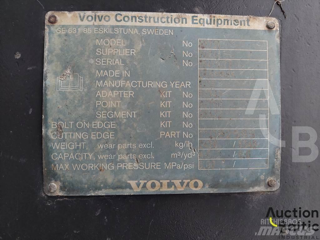 Volvo L 180 G Naudoti ratiniai krautuvai