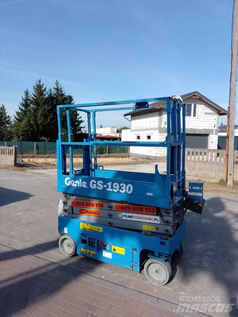 Genie GS-1930 Žirkliniai keltuvai