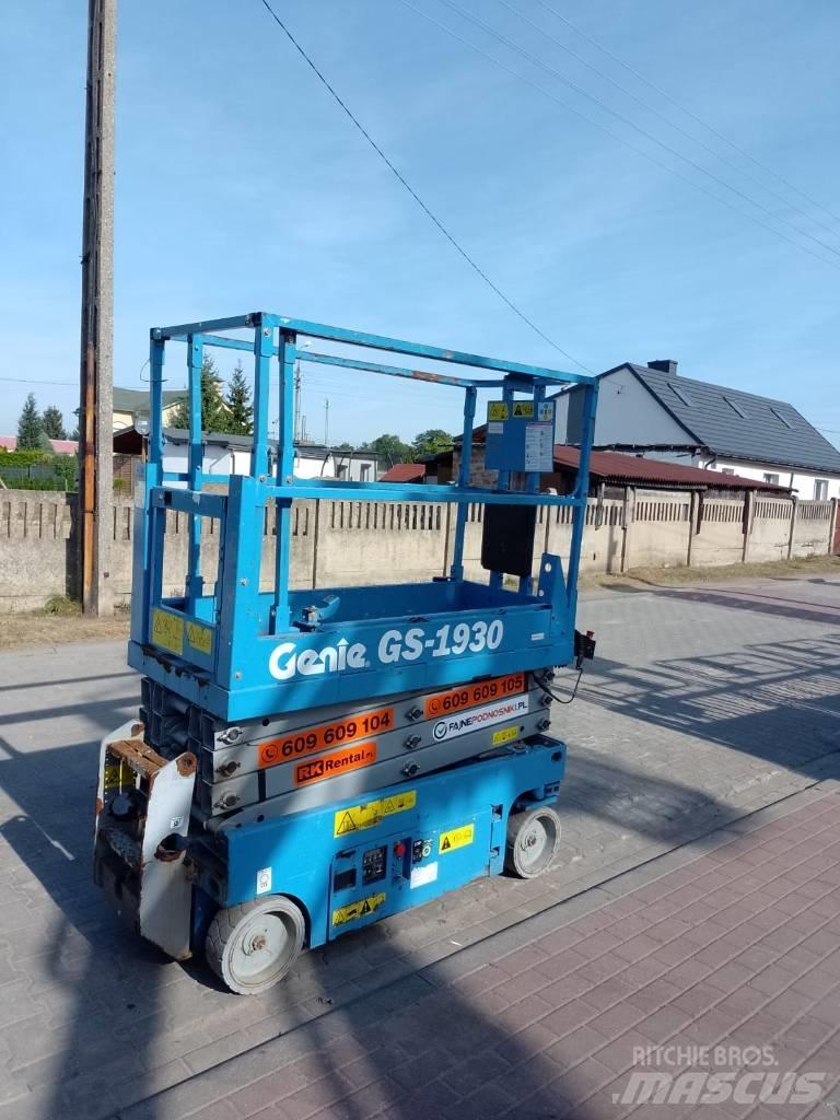 Genie GS-1930 Žirkliniai keltuvai