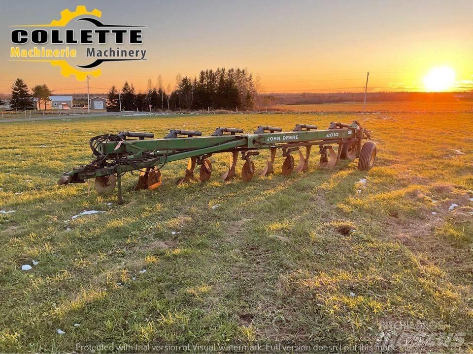 John Deere 2810 Kiti naudoti traktorių priedai