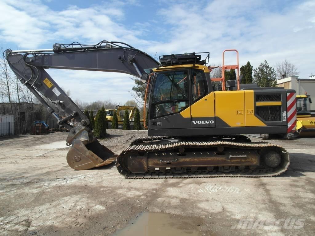 Volvo EC 220 EL Vikšriniai ekskavatoriai