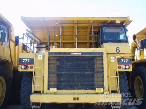 CAT 777 Atliekų išvežimo technika