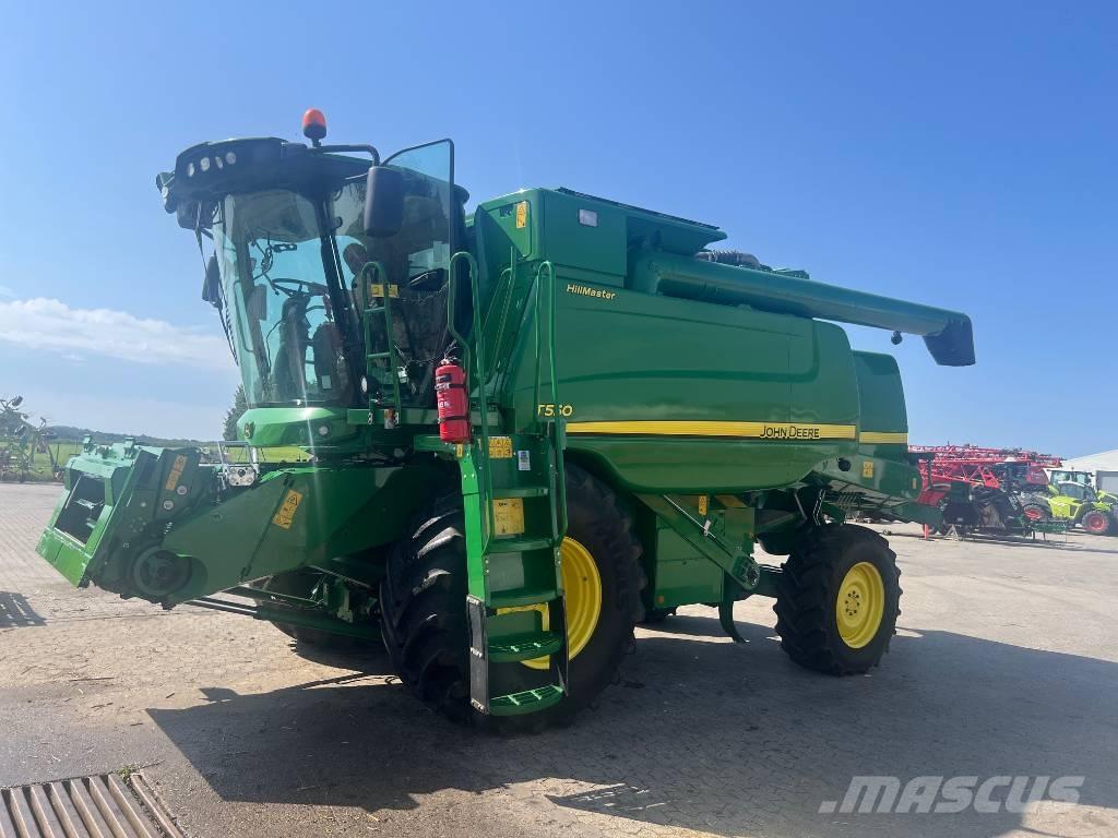 John Deere T 550 Derliaus nuėmimo kombainai
