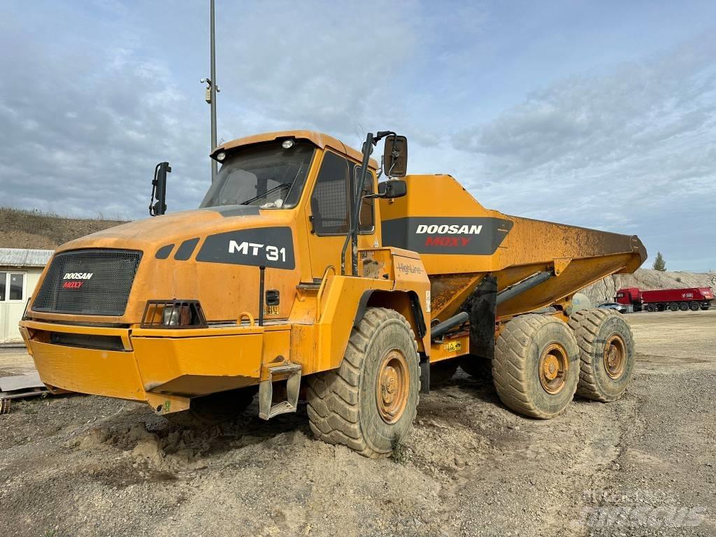 Moxy MT 31 Karjeriniai savivarčiai