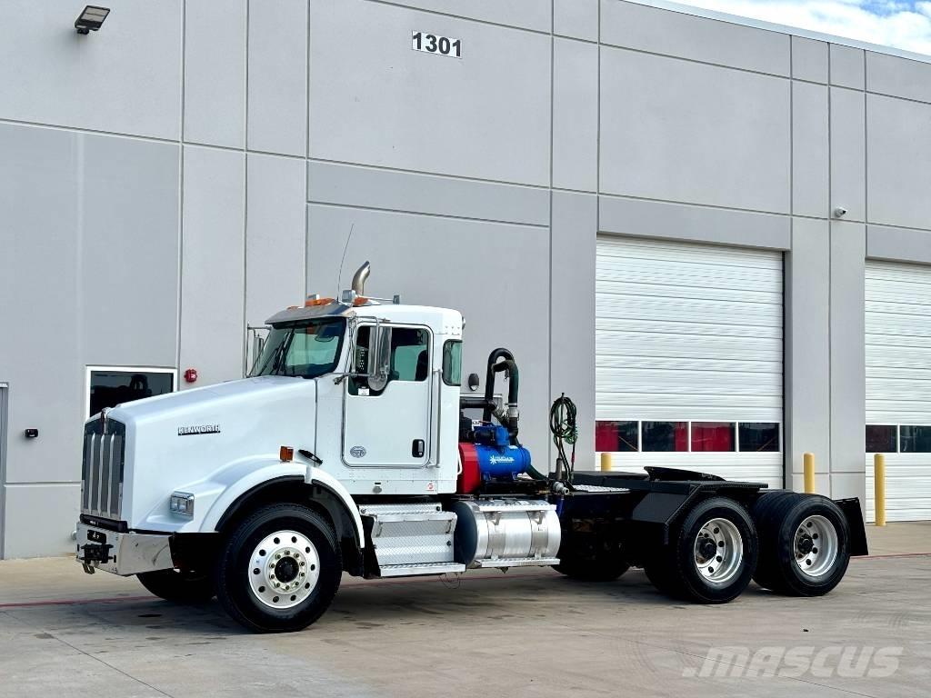Kenworth T 800 Naudoti vilkikai