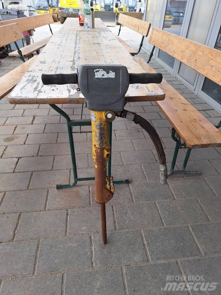 Atlas Copco LH 180 Hidrauliniai kūjai / Trupintuvai
